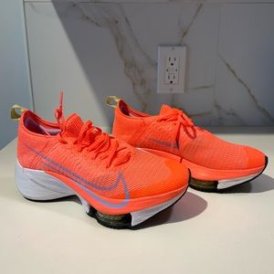 Nike Air Zoom Tempo Next%